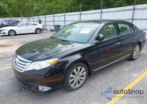 2011 Toyota Avalon Limited из США, поврежденный, VIN 4T1BK3DB3BU372598